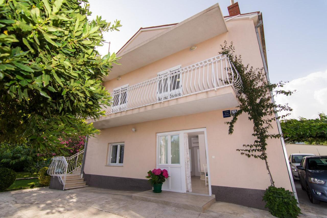 Apartmán Apartman Sun Solin Exteriér fotografie