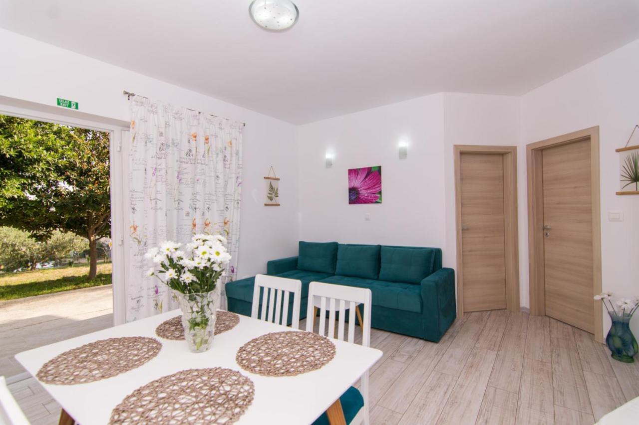 Apartmán Apartman Sun Solin Exteriér fotografie